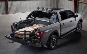 Nissan Titan PRO-4X Crew Cab Accessorized '2019